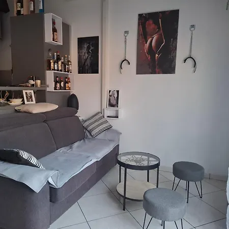 Avec Place De Parking Et Acces Piscine Privee アパート *