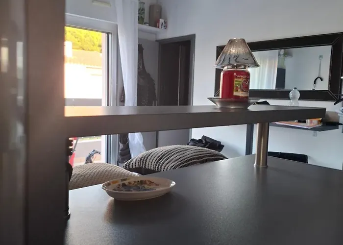 アパート Avec Place De Parking Et Acces Piscine Privee アグド