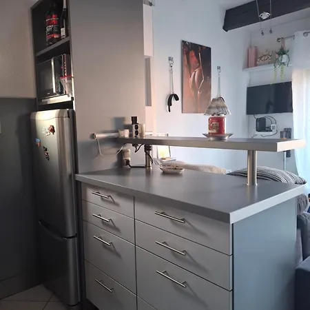 Avec Place De Parking Et Acces Piscine Privee 阿格德