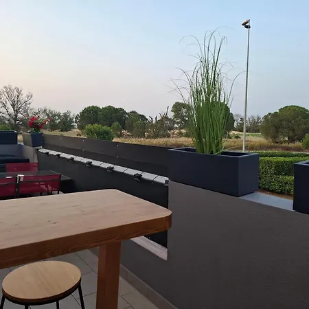 Avec Place De Parking Et Acces Piscine Privee 公寓