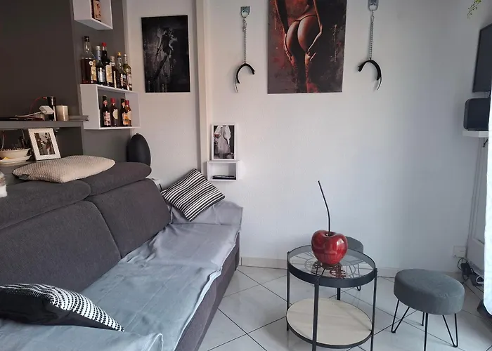 Апартаменти Avec Place De Parking Et Acces Piscine Privee