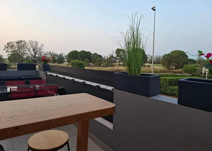 Avec Place De Parking Et Acces Piscine Privee Апартаменти